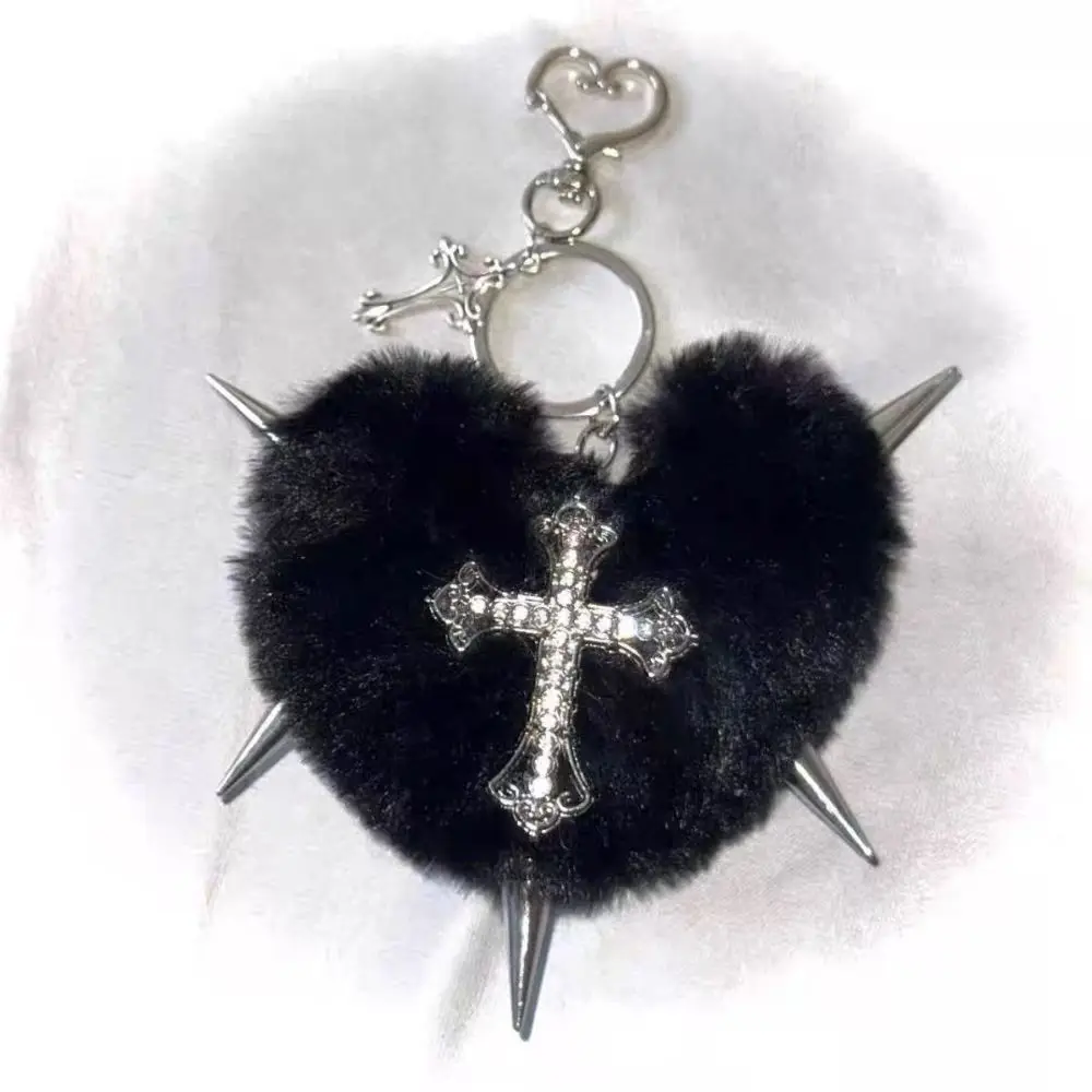 Unique Cool Grunge Leopard Print Keyring Bag Decoration Rock Heart Rivet Cross Keychain Goth Y2K Punk Jewelry Bag Charm