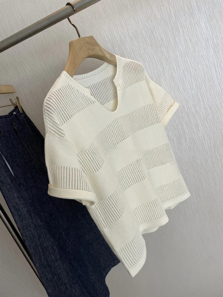 

Spring and summer women's casual solid color V-neck short sleeved hollow design knitted T-shirt