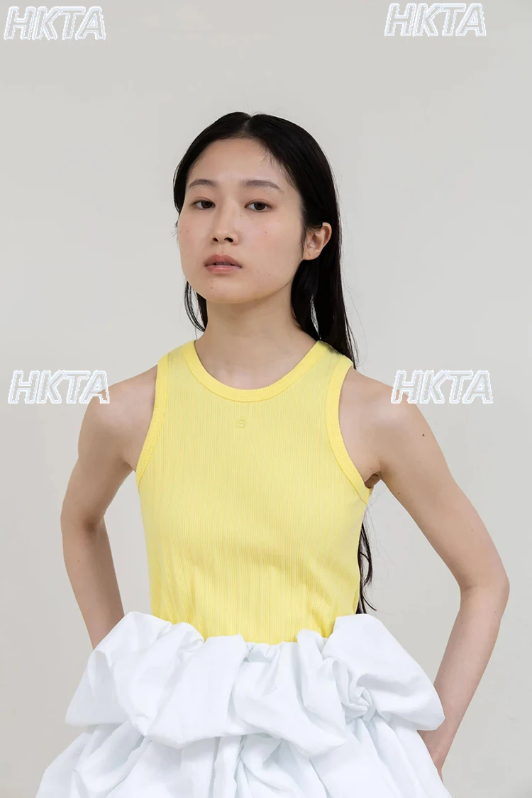 

Japanese Commuter Versatile Neckline Three-dimensional Letter Embroidery Round Neck Sleeveless Tshirt Summer Knitted Vest Women