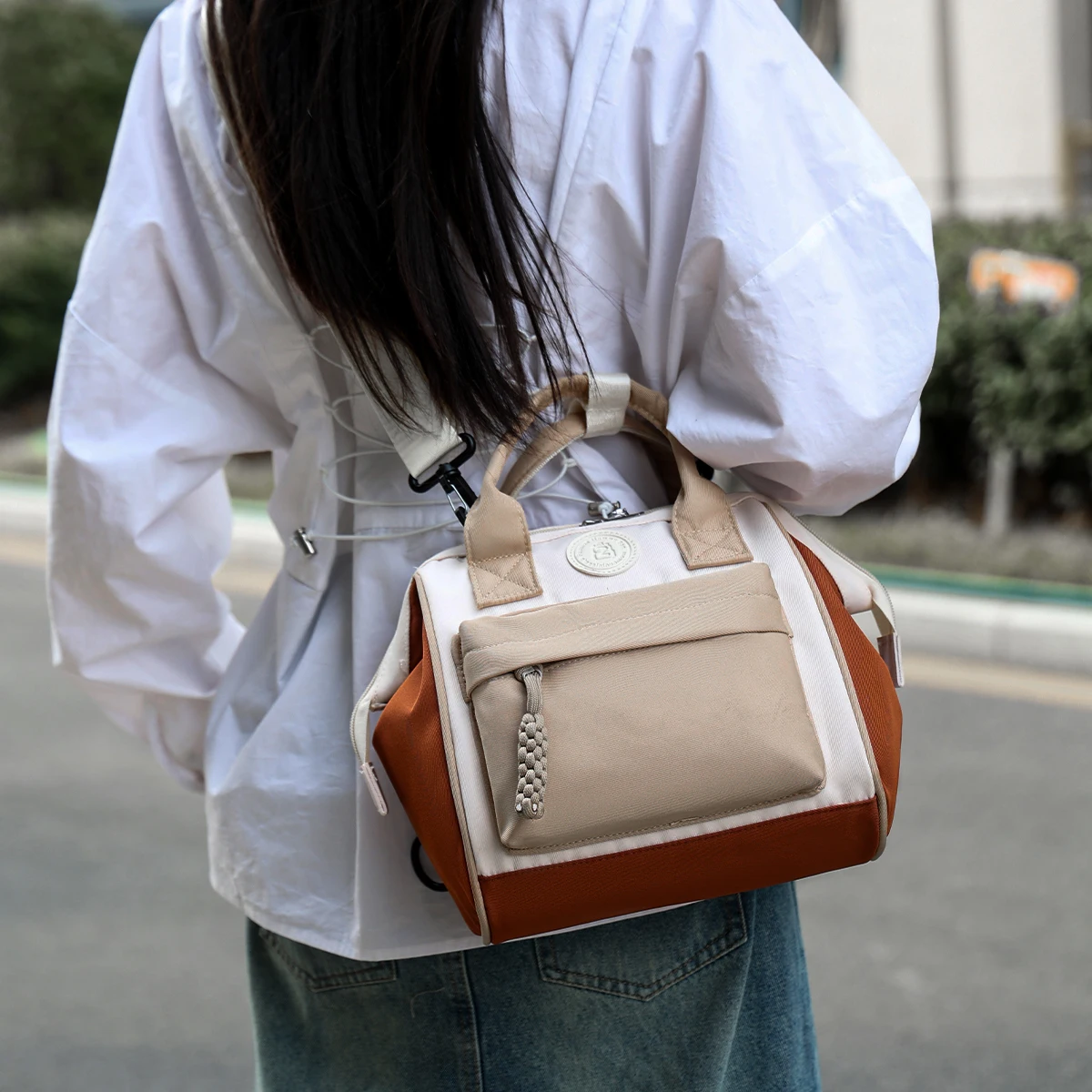 Fashionable Commuter Crossbody Bag Mobile Phone Bag Lightweight Multi-Functional Chest Bag Large Capacity Wear-Resistant Waterproof Shoulder Bag Multi-Functional Backpack