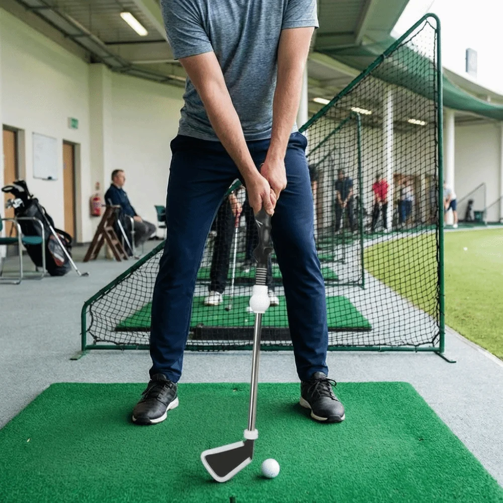 

Прочная конструкция, тренажер для отработки ударов в гольфе, портативное устройство для тренировки свинга, магнитное крепление, прочный материал.