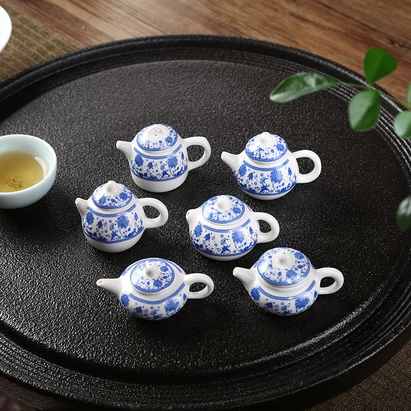 Blue‑white Porcelain Mini Teapot Pocket Xishi Teapot Tea Pet Ornament Kung Fu Tea Decor For Play & Maintain