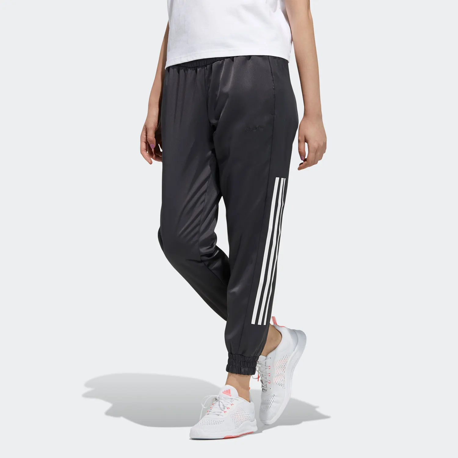 

Adidas оригинальные летние новые спортивные повседневные женские тканые зауженные брюки GP5411