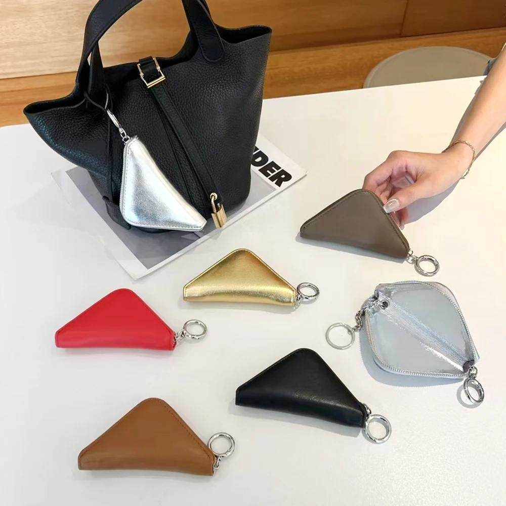 Мини-кошелек на молнии с индивидуальным именем, персонализированный необычный треугольный брелок из натуральной кожи, кошелек, сумка для хранения наушников, подвески