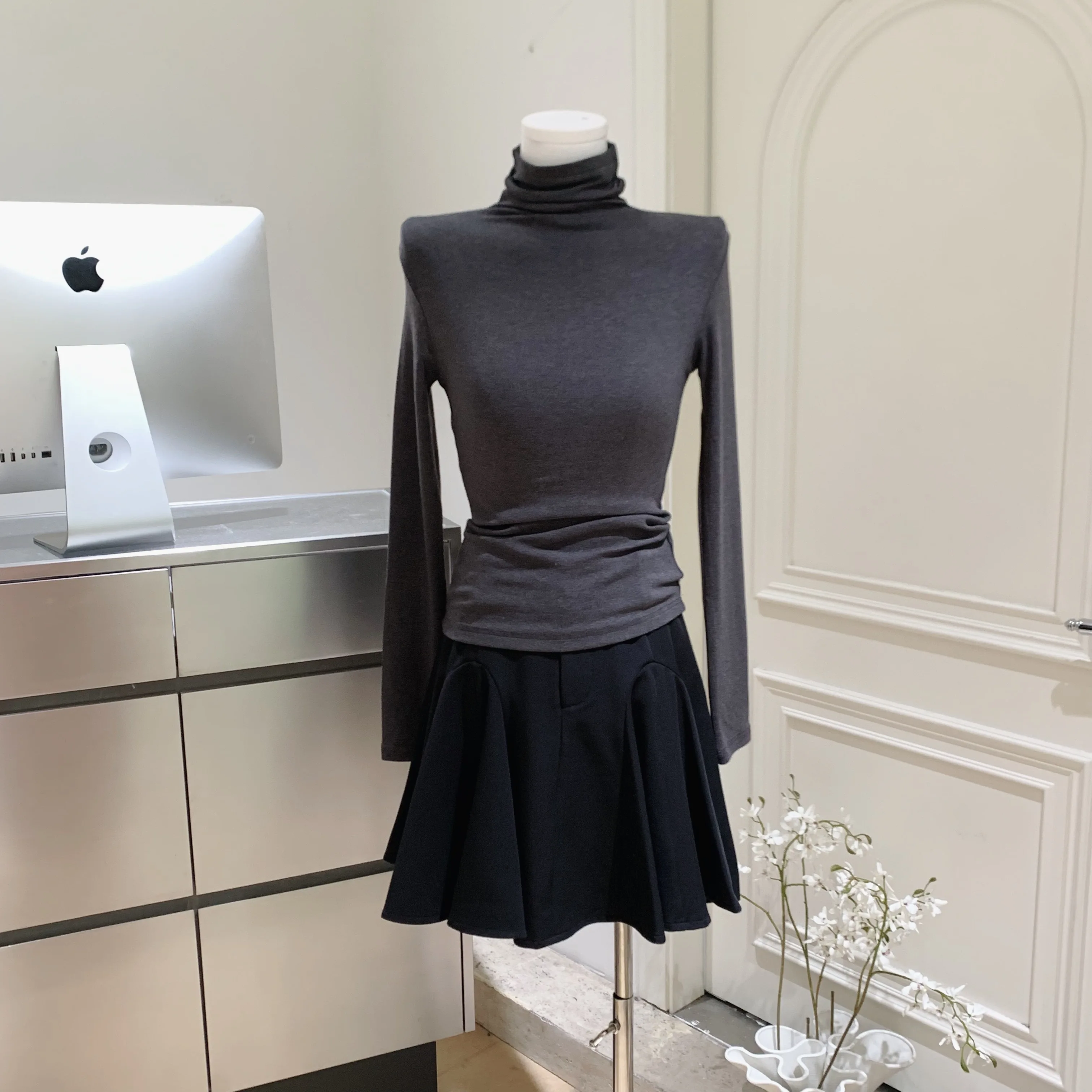 المرأة الخريف الشتاء مريحة الياقة المدورة طويلة الأكمام ضئيلة تي شيرت سيدة بلون لمط البلوز الأساسية المحملة الأعلى