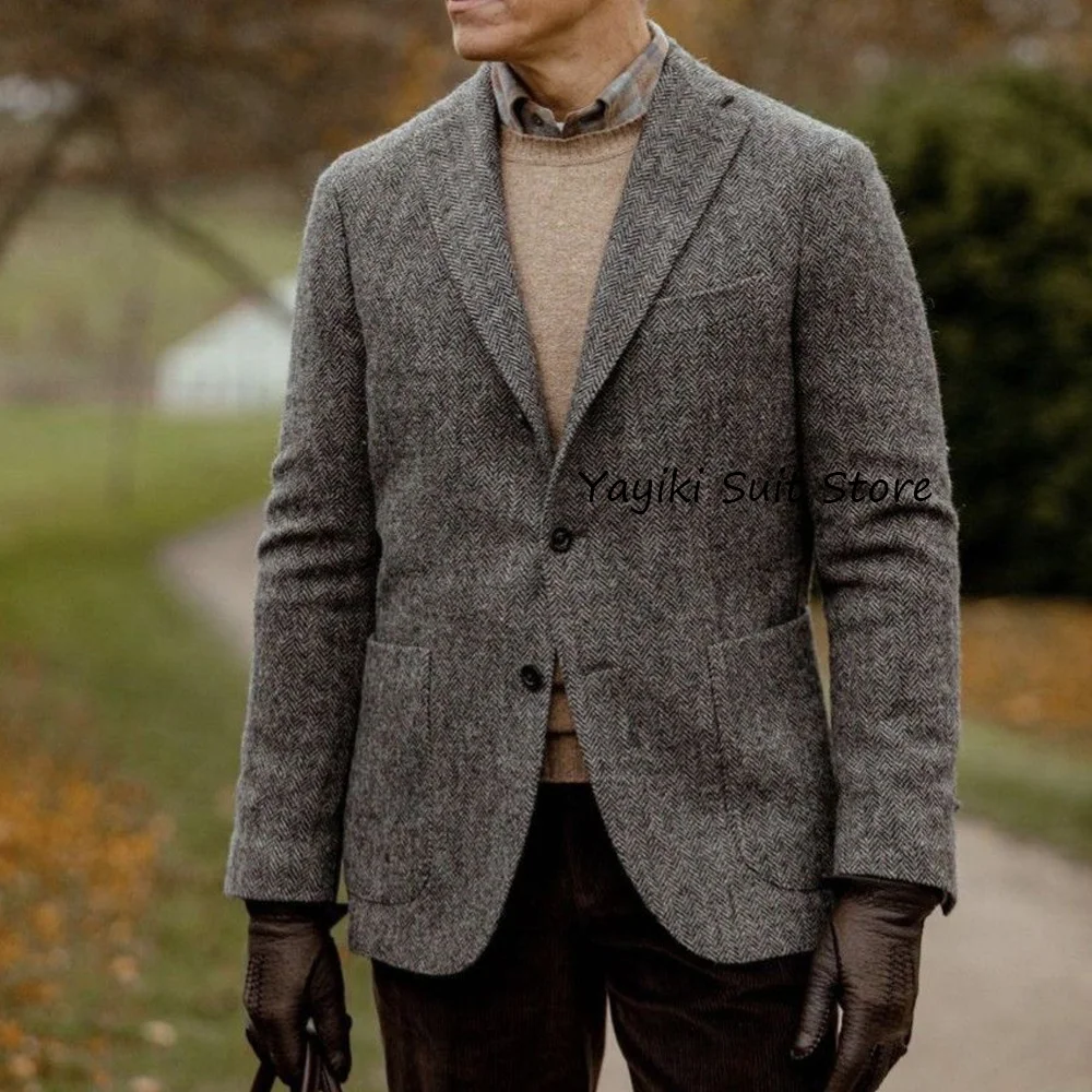 

Модный мужской пиджак из ткани «елочка» в стиле ретро, мужская куртка с лацканами и тремя пуговицами, квадратные карманы, повседневное социальное пальто