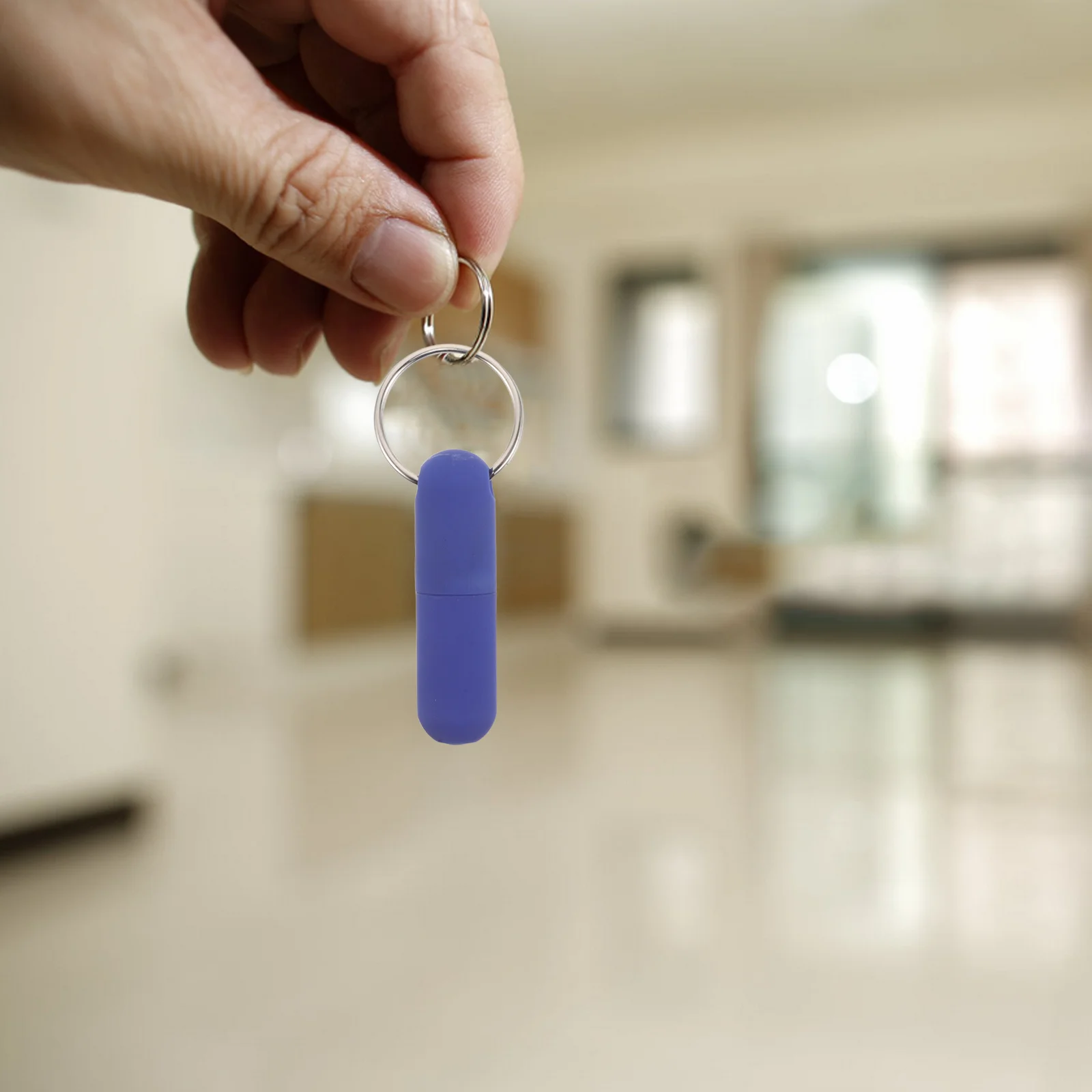 

2 Pcs Cigar Hole Opening Tools Punch Cutter Keychain Opener Puncher Openers Punchers