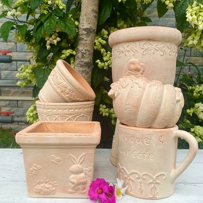 Coarse pottery flower pot handmade relief red pottery pot European retro flower pot gardening ornament cute old creative flower