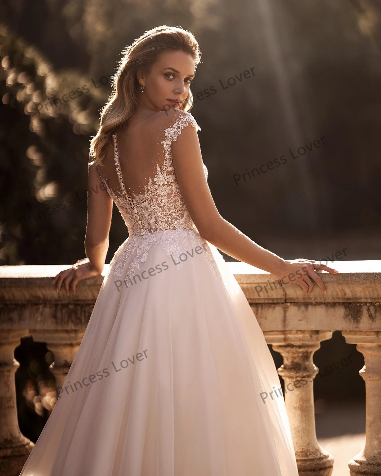 Bohemian Wedding Dress for Brides Lace Customized Buttons Back Party Pageant Gown Chic Beach Robe de Mariage