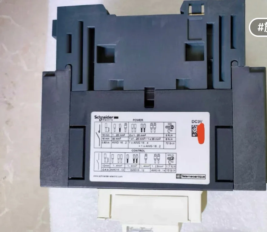 Contactor LC1D50ABD usado, bobina DC24V