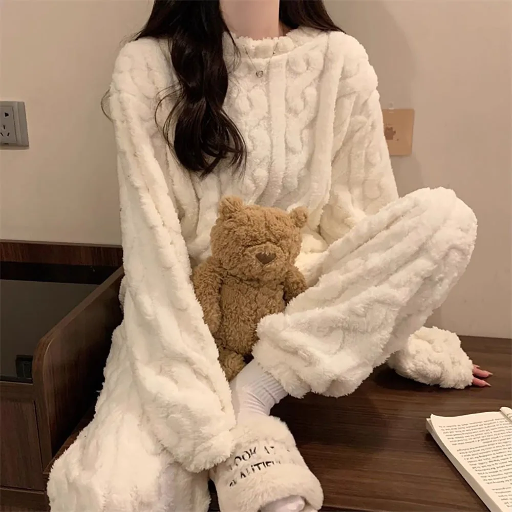 New Fashion Thermal Fleece Casual Sleepwear For Women Fall Winter Loose Long Sleeved Solid Pullover Girls Home Night-clothes Set