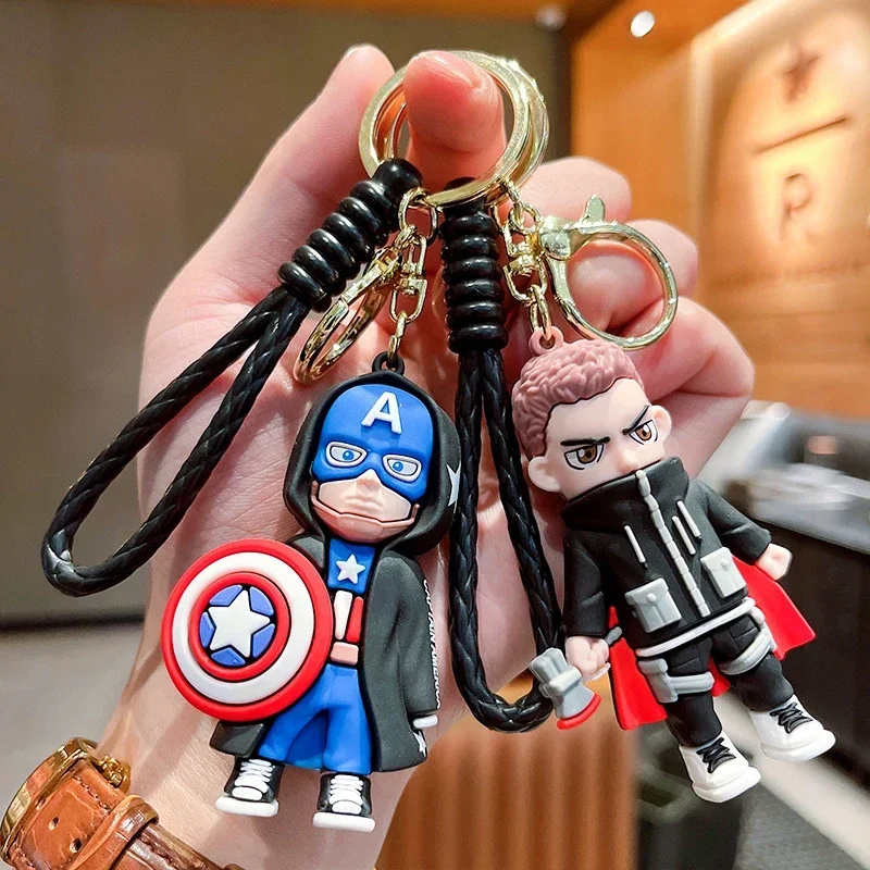 Marvel Spiderman Cartoon Keychain Handsome Superheroes Key Ring Charm Ornaments Jewelry Schoolbag Decoration Toys Holiday Gifts