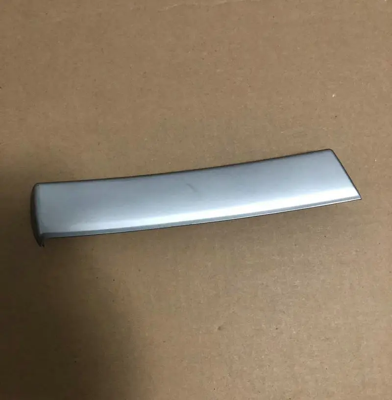Applicable to Accord 2008-2013 Glove box trim panel Front passenger dashboard decorative strip Lower decorative strip of ai