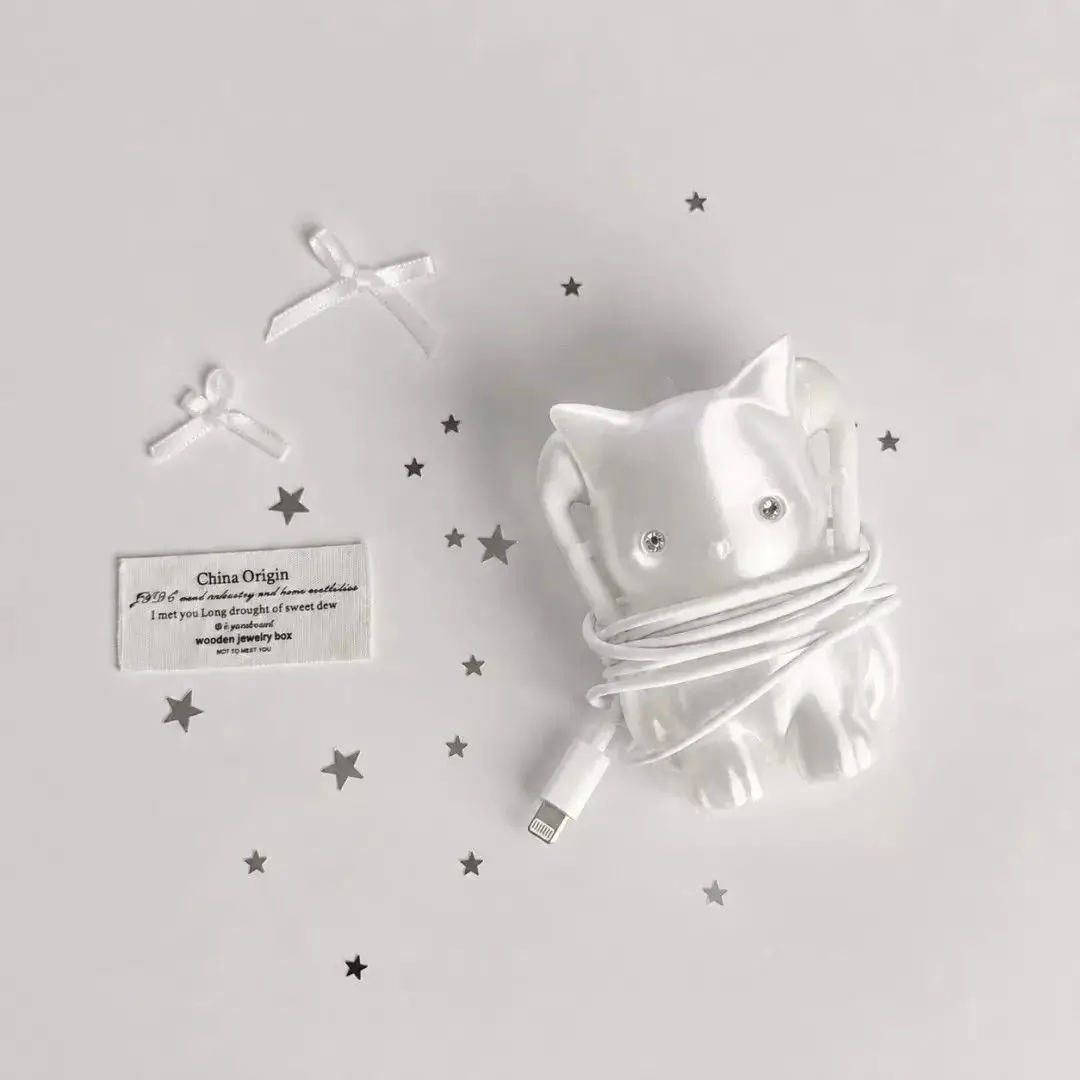 Cat‑Shaped Cable Organizer Japanese‑Style Earphone Decor Accessory 3D‑Printed Pendant Earphone Holder Cord Winder