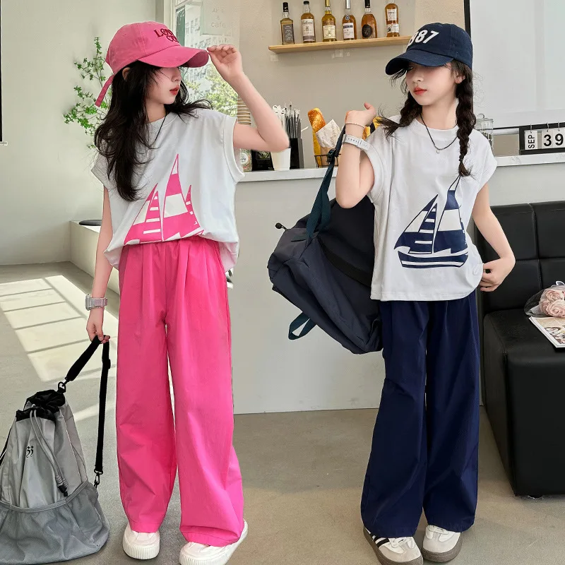 

Girls Suits Fashion Cool Wear Summer 2024 New Big Girls Fashion Summer Children Short-sleeved Casual Suit Two-piece Set Clothes