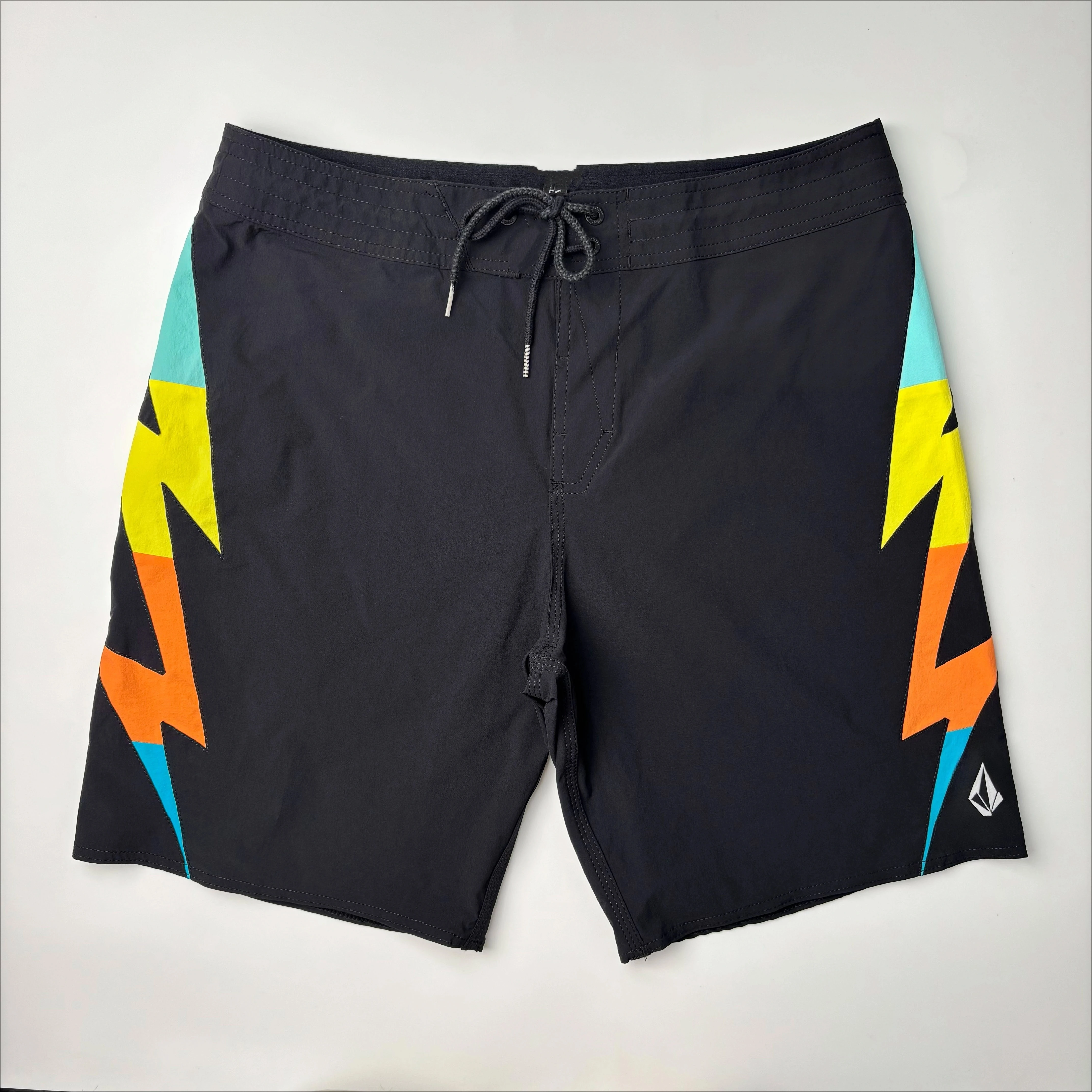 New Men's Athletic Shorts, Y2K Style, Breathable and Quick-drying, Perfect for Adults and Children, Fashionable Beach Shorts.