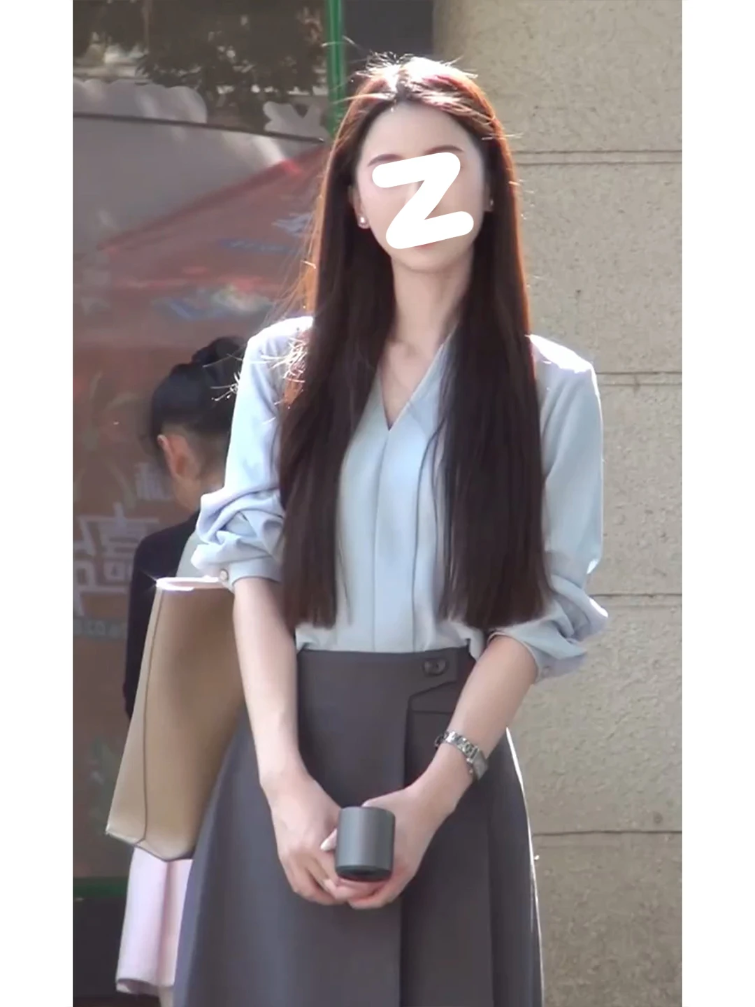 

Korean High-End Blue V-Neck Shirt Skirt Set Women's Spring Summer Good Looking Commute Fashionable Complete Set Women's Suit