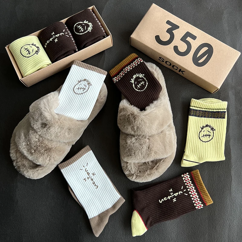 Herrensocken 3 Paar/Box Cactus Jack Socken Baumwolle Sport Hip Hop Basketball Skateboard Braun/Gelb Sockken Großhandel Herren Geschenk – Detail 2