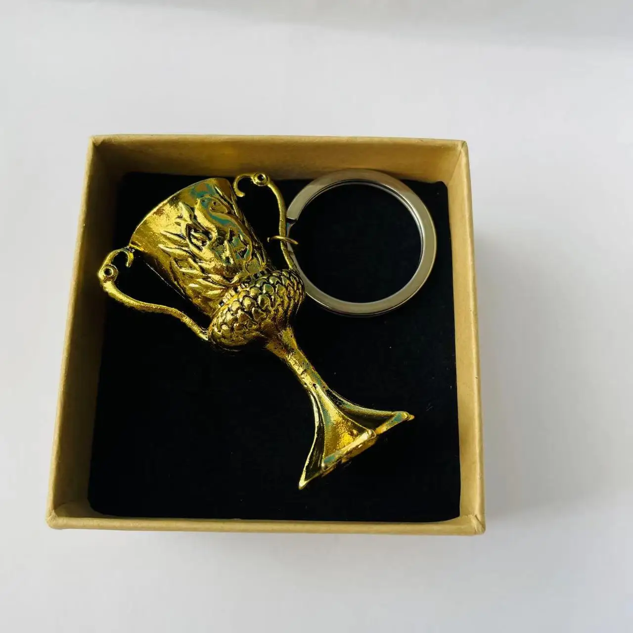 Dark Lord Horcrux Golden Cup Badger Logo Pendant Keychain Vintage Gift Box 2Pcs Set Golbet Key Rings Halloween Cosplay Gift