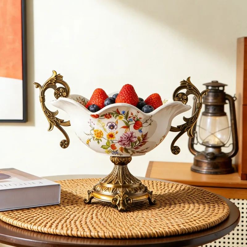 plate advanced sense European living room coffee table household high-footed fruit bowl creative fruit plate ornament