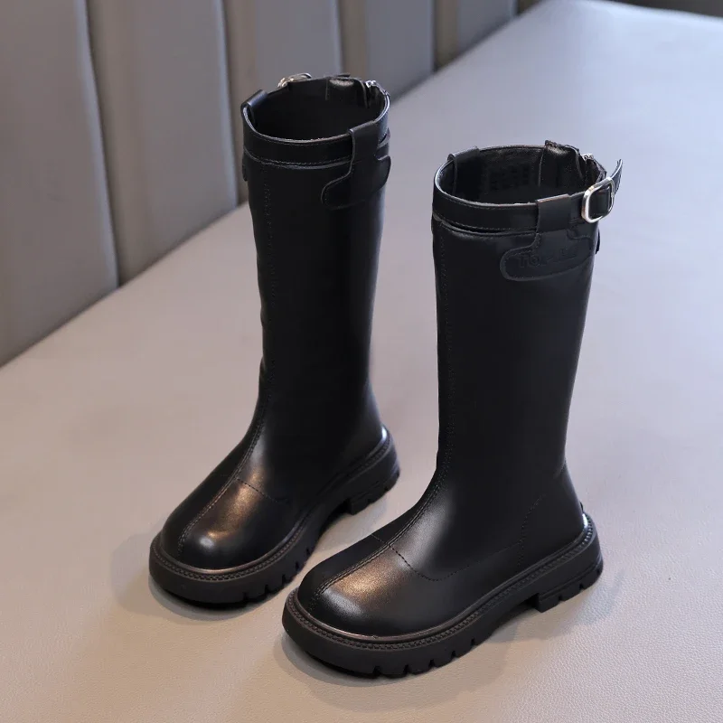 Nuevas botas de invierno para niña, botas de algodón con parte inferior gruesa para niños, botas largas informales negras de Color sólido para niños, pasarela versátil con punta redonda