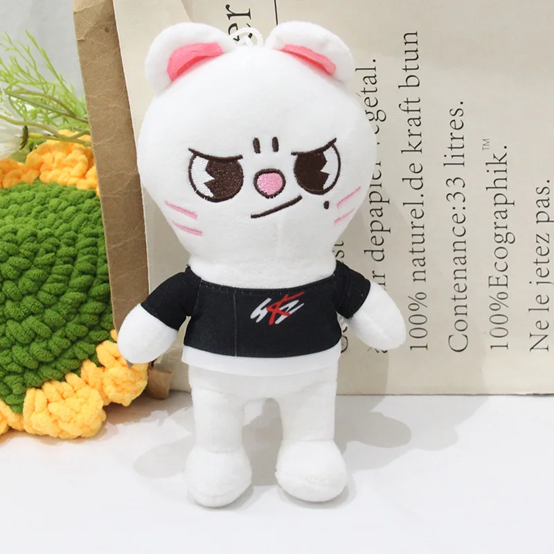 جديد SKZOOStray KidsT تي شيرت أفخم دمية حقيبة سلسلة مفاتيح قلادة المفاتيح السلع الهدايا الطرفية