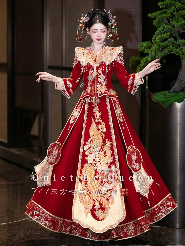 

Luxurious upturned shoulder new velvet contrasting color phoenix crown and red wedding dress heavy-duty dragon