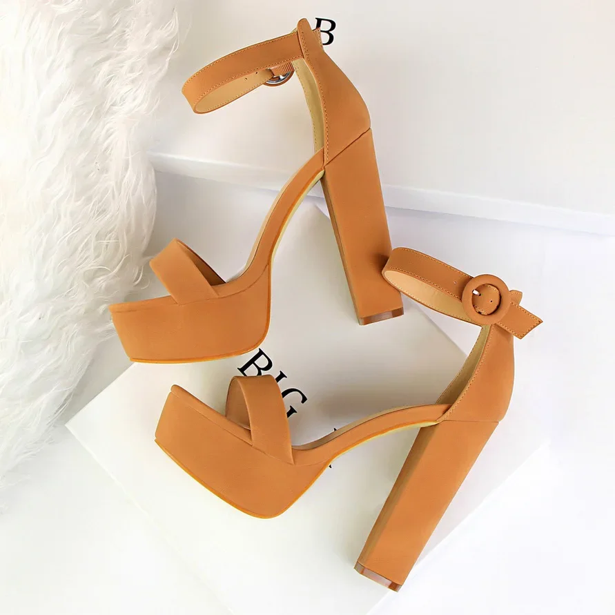 

Women Fetish 13.5cm High Heels Sandals Lady Fashion 4.5cm Platform Adjustable Ankle Strap Shoes Female Chic Party Dress Shoes