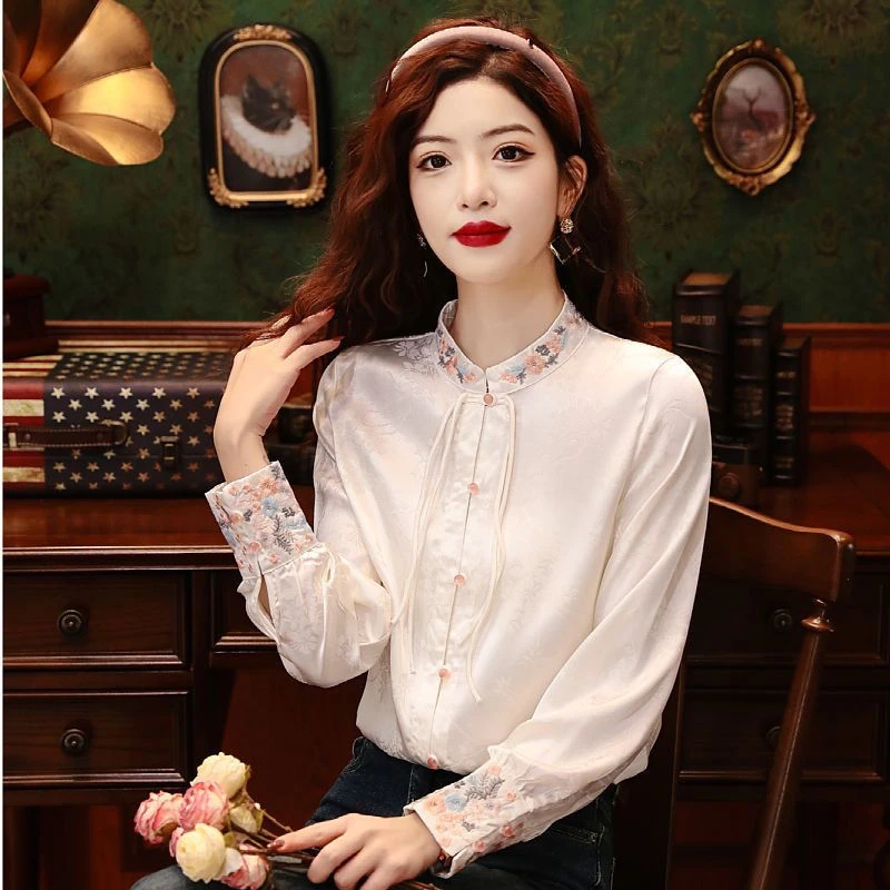

Новая белая рубашка в стиле ретро с вышивкой в китайском стиле, женская весна 2024, новый костюм Тан с пряжкой Дзен, топ Ханфу