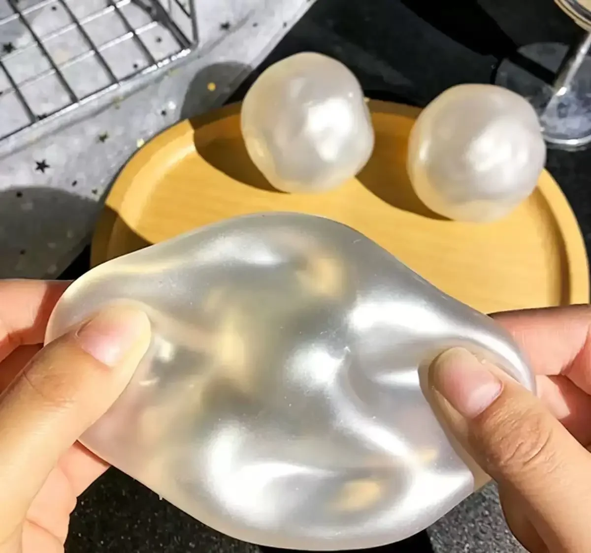 Moldable Squishy Pearl Coconut Oil Squeeze Toy Moldable Stress Ball Squishy Toy Slow Rising Decompression Sensory Toy for Adult