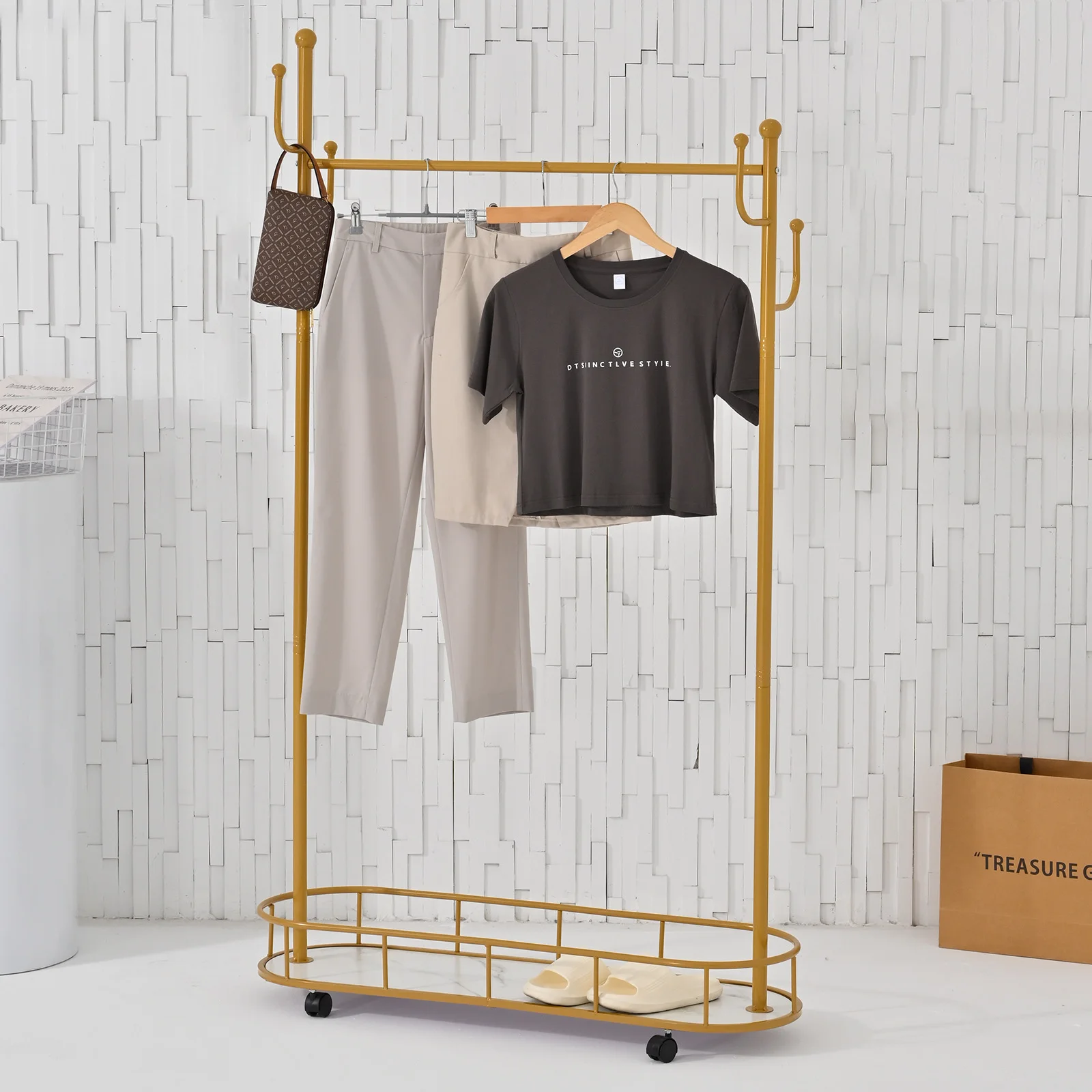 

Gold Clothing Racks for Hanging Clothes 39" Wide Rolling Garment Rack Metal Clothing Hanger Rack with Wheels Storage Shelf