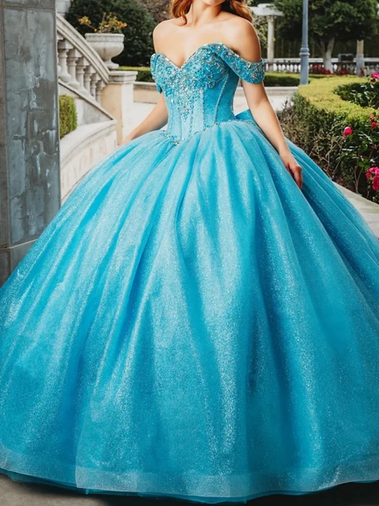 

Индивидуальные блестящие платья принцессы Cincerella для девочек Quinceanera с открытыми плечами и кристаллами на шнуровке, пышная одежда для выпускного вечера для особых случаев, новинка
