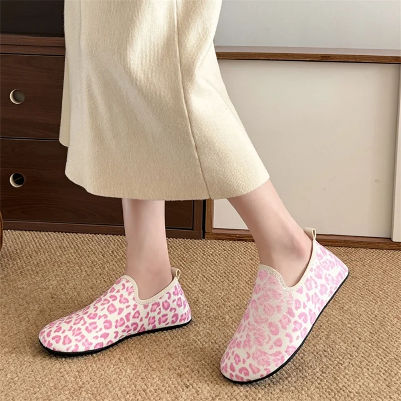 

YRZL Shoes Women Men Slippers Men's Shoes Winter Warm Indoor Home Men Furry Flats Couples Slides Bedroom Thin Bottom Woman Shoes