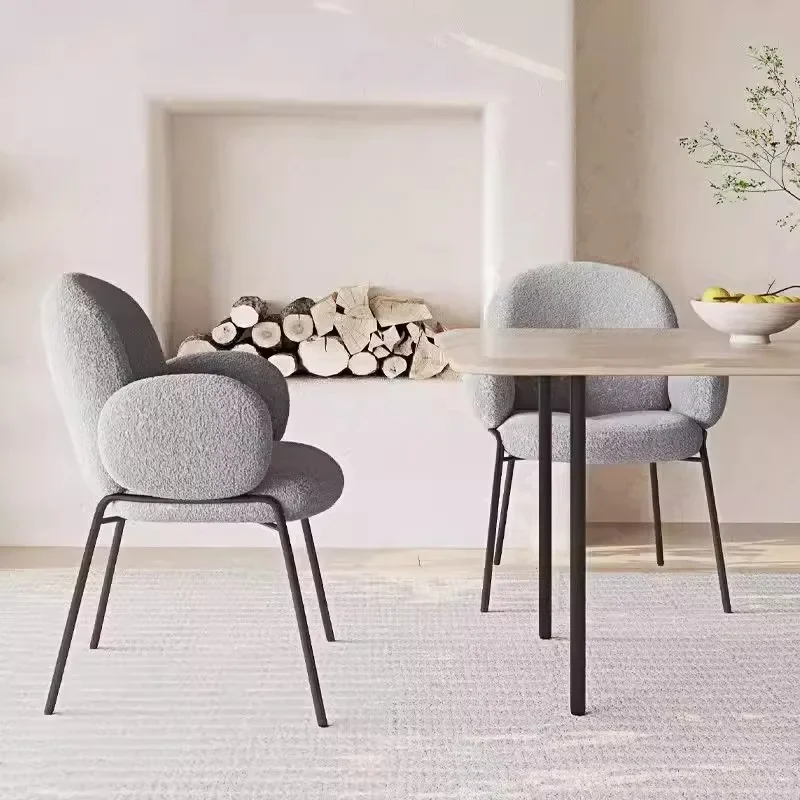 كراسي تناول الطعام بتصميم عصري عرش الزفاف كراسي تناول الطعام الفاخرة للحفلات الاسكندنافية أثاث منزلي مريح وبسيط