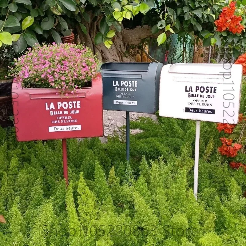 Premium Ground Spike Planter Mailbox, Villa Yard Decor Flower Pot - Galvanized Steel Weather Resistant for B&B Balcony