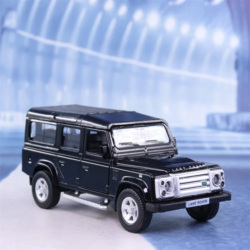 1:36 Land Rover Defender Alloy Model Simulation Force Control Car Toys Decoration Gift Collection A274