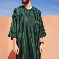 2024 Dark Green Color Loose Lce Feeling Arab Robe Loose Casual Muslim Men's Robe Middle Eastern Casual Embroidered Robe