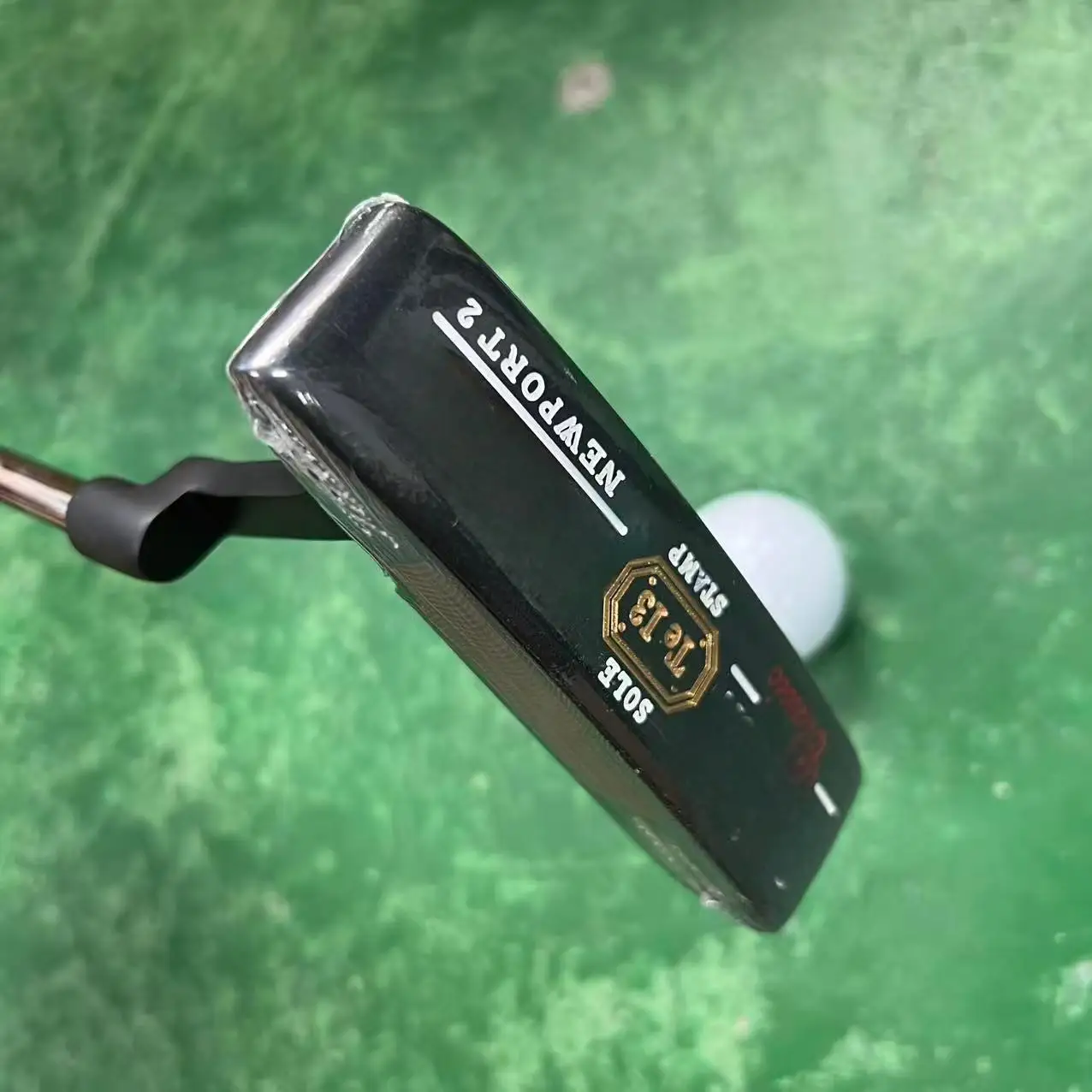 

Golf Premium Feel Putter | Optimized for Pure Feedback & Enhanced Green Performance