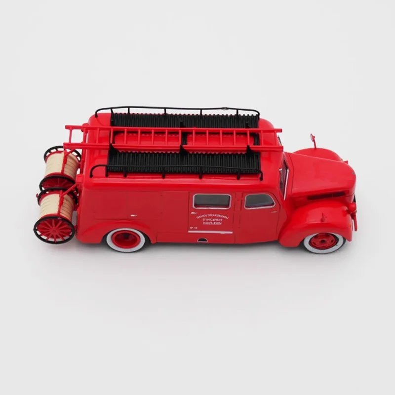 Ixo diecast escala 1:43 barbatana tubincendie liga modelo de motor de incêndio produto acabado simulação brinquedo coleção ornamento estático