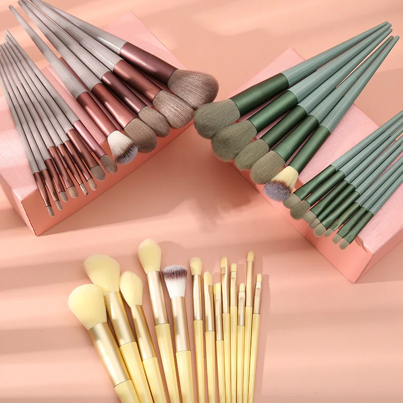 13 Pieces of New Green Makeup Brush Set Eye Brush Concealer Brush Powder Blusher Powder Brush Eyebrow Brush