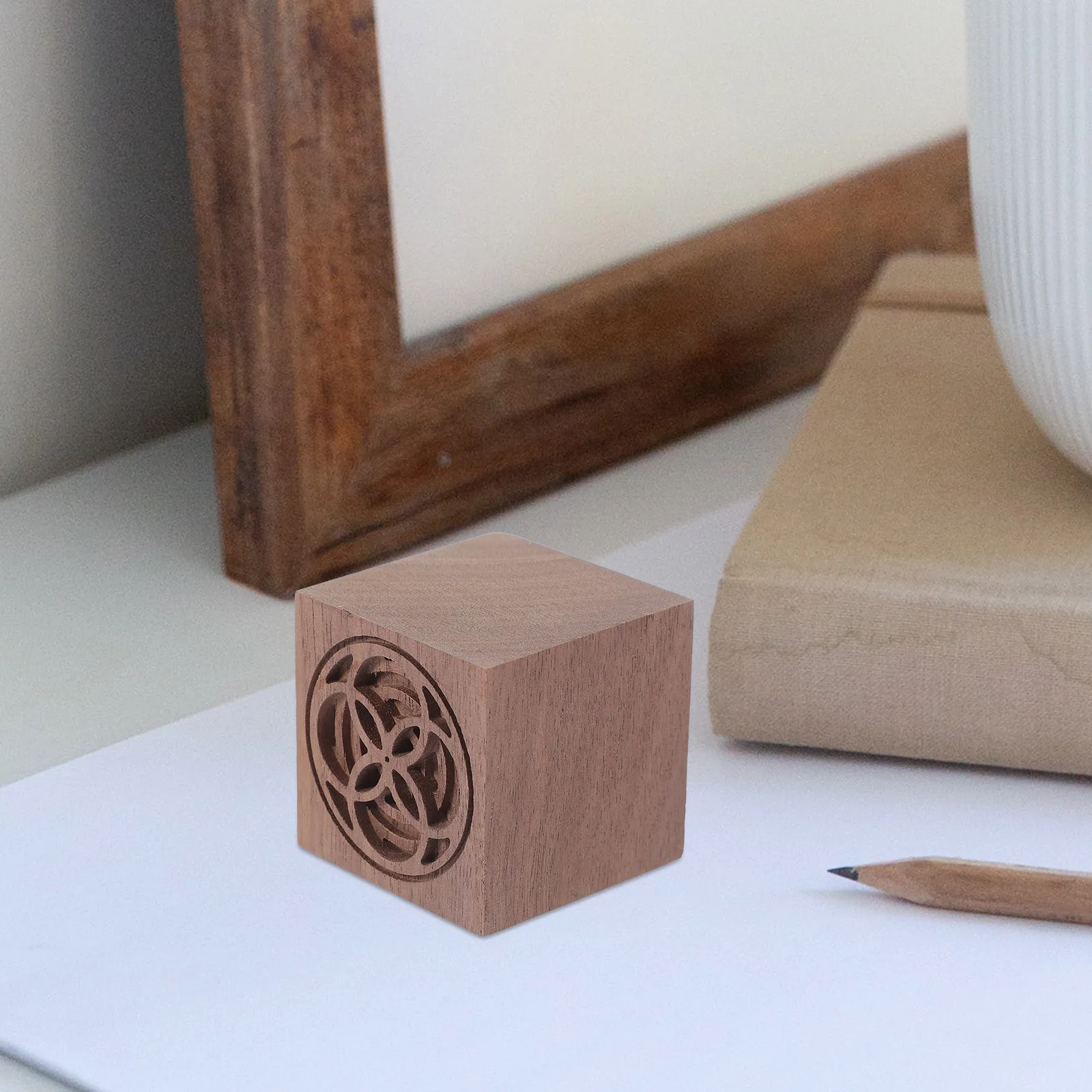 

Деревянный диффузор, деревянный куб для ароматерапии, натуральный автомобильный офисный домашний диффузор эфирного масла, деревянное украшение, украшение для автомобиля