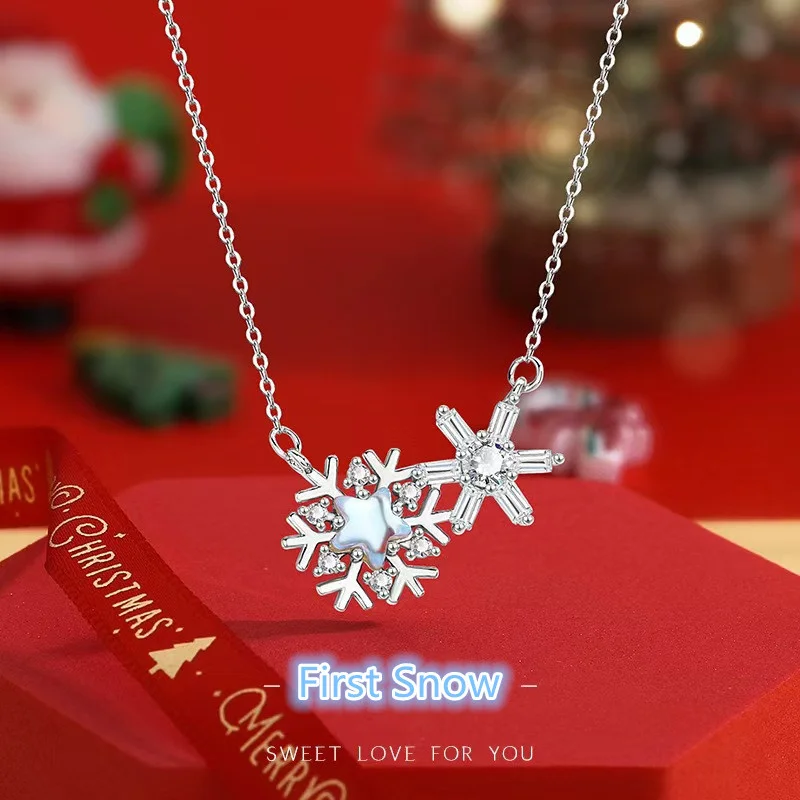 Snowflake Pendant Necklace - Luminous Stone Jewelry Perfect for Christmas Gifting