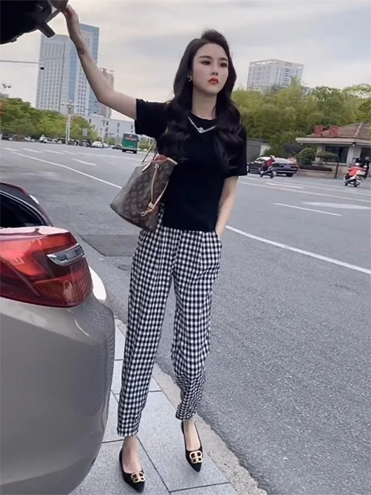 Slimming Large Size Harlan Casual Pants Women's Pear Shape Thin Loose Nine Points Checkered Pants Summer New Arrival