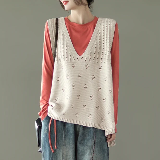 

2021 New Spring Autumn Vintage Sweet Hollow Out Knitted Wool Women's Vest V-neck Pullover Girl Outdoor Leisure Simple Beige