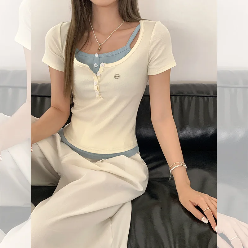 

Летняя шикарная красивая футболка Pure Desire в корейском стиле с цветными блоками, двухсекционная лоскутная футболка с короткими рукавами и полуоткрытым воротником для
