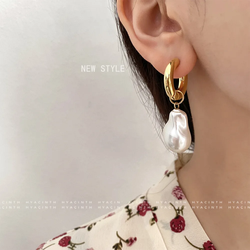 Circle Drop Earrings New Vintage Baroque Pearl Earrings Gold Color Round Earclip Women Temperament Elegant Jewelry Party Gift