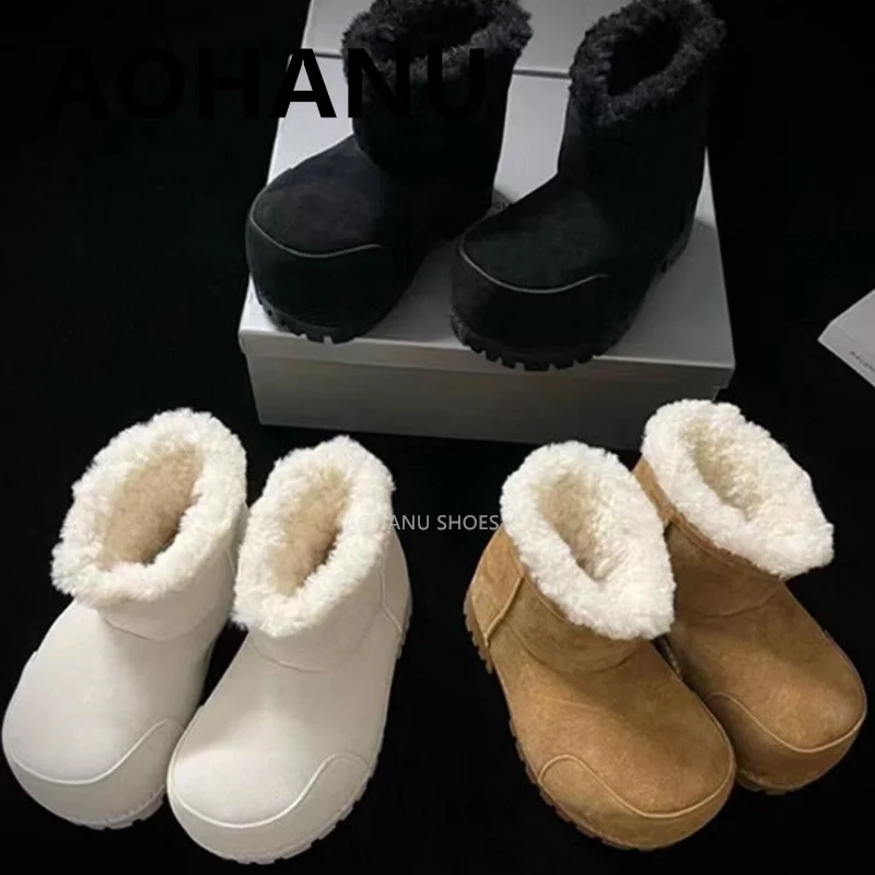 Boots Man Large Round Head Short Boots 2024 New Winter Leather Solid Color Plush Luxury Men Winter Boots Warm Boots For Woman