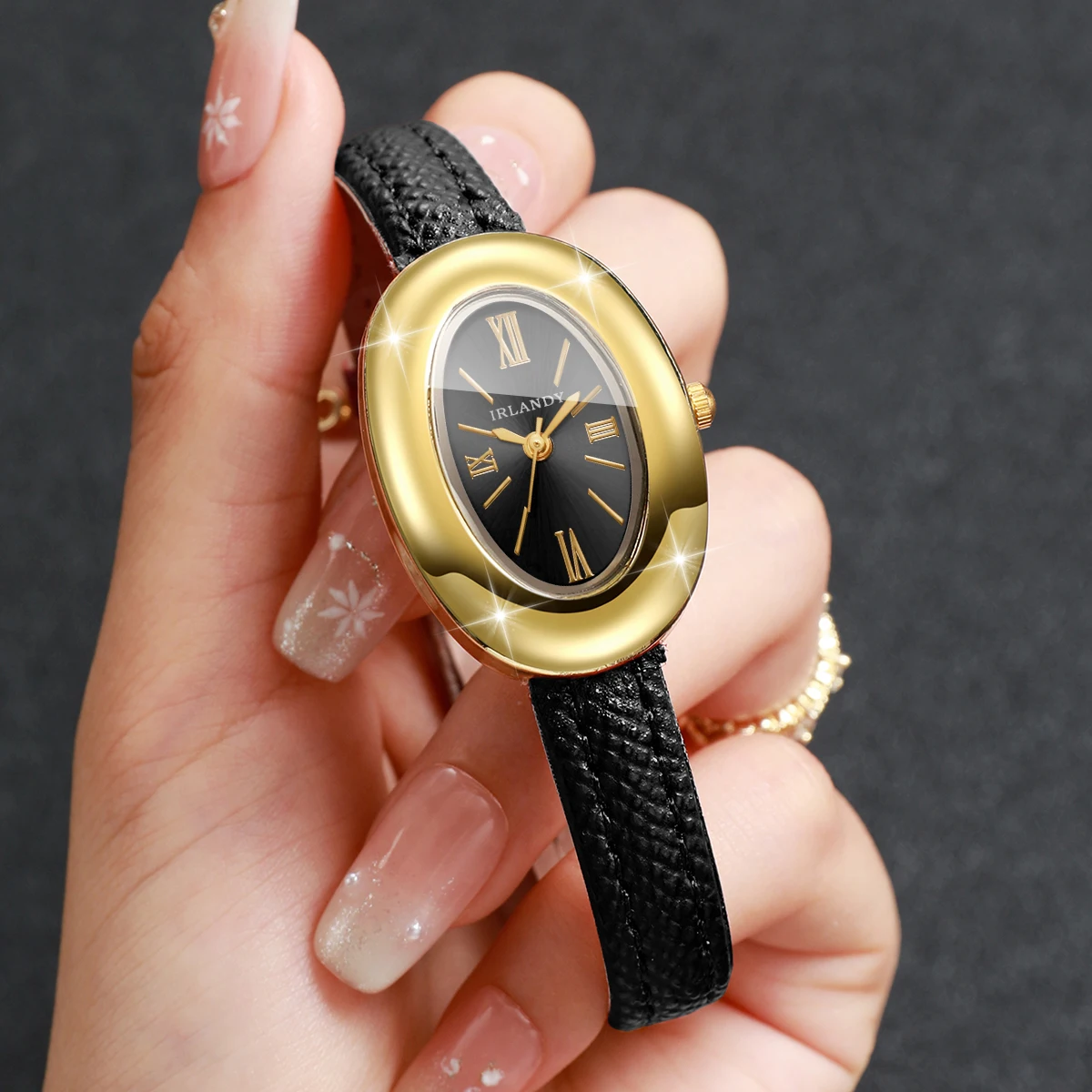 Elegant Ultra-thin Leather Strap Oval Dial Women Watches Ladies Quartz Watch Clock Relogio Feminino Gift（Without Box）