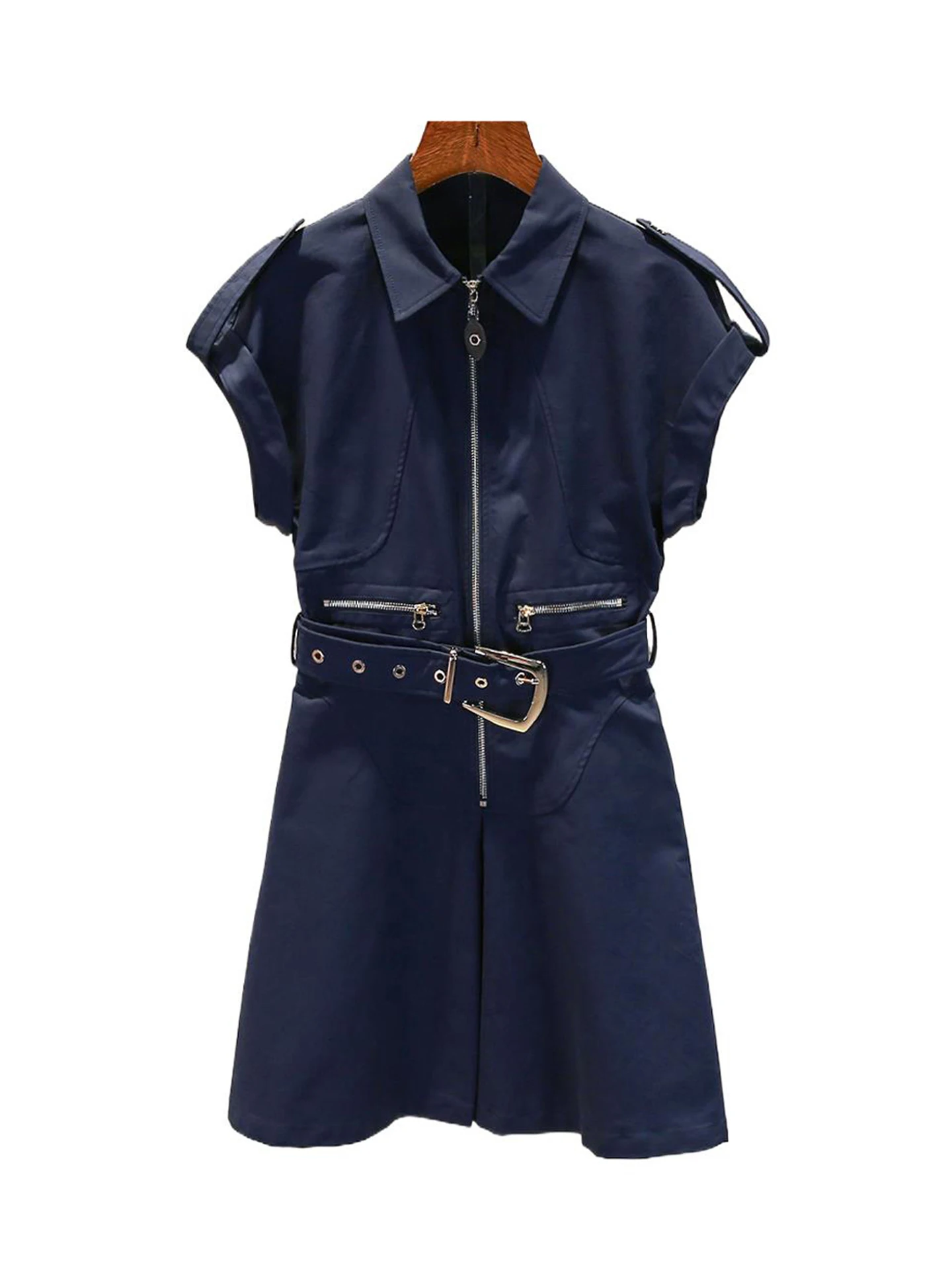 Elegancka damska spódnica z wysokim stanem, rozkloszowana, z paskiem, zapinana na zamek, idealna do pracy, jesień, styl biznesowy.