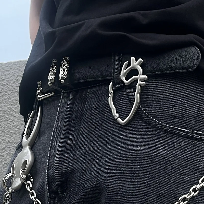 Y2K Anatomical Heart Thorn Heart Geometric Spring Carabiner Clip Metal Keyring Jeans Belt Bag Charm Punk Gothic Streetwear